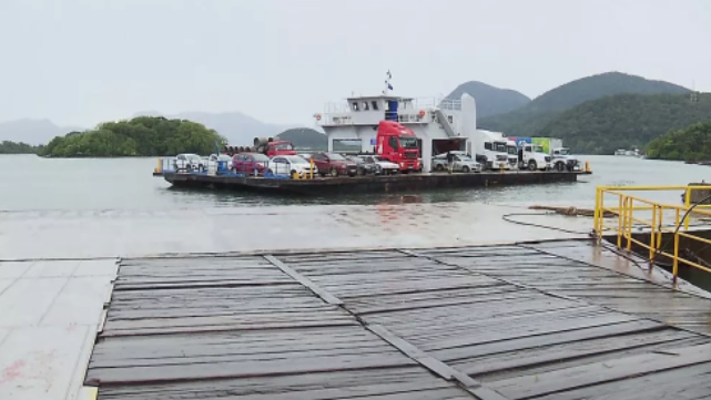 Ferry-boat de Guaratuba terá restrições de tráfego para veículos pesados a partir desta sexta (8)